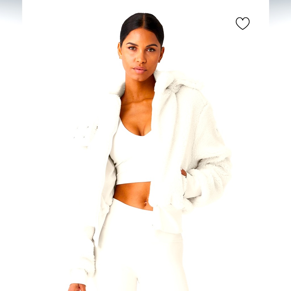 Alo Yoga Foxy Sherpa Jacket -Ivory